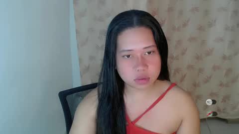 Snapshot of f3ckdollucy chatting on December 8, 2:57 am yanna online show from December 8, 2:57 am