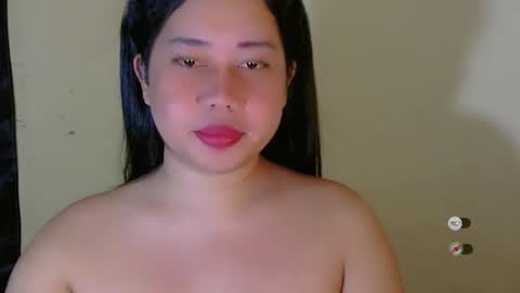 Snapshot of f3ckdollucy chatting on September 12, 9:55 am yanna online show from September 12, 9:55 am