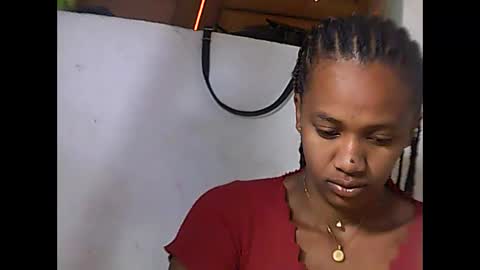 Snapshot of falielyse chatting on September 10, 1:23 pm falielyse online show from September 10, 1:23 pm