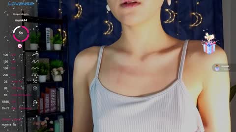 Snapshot of fannygarland chatting on February 9, 1:11 am Eva online show from February 9, 1:11 am