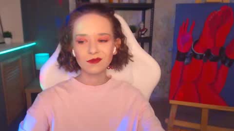 Fascinating   Eyes online show from December 20, 6:35 pm