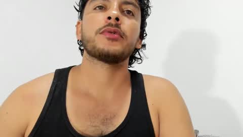 favid95 online show from December 20, 4:31 am