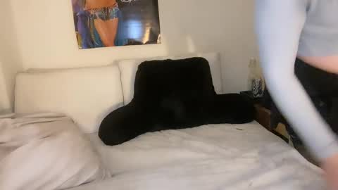 this is justice tricia a bigelow. she was fucking my husband tom girardi online show from January 26, 7:42 am