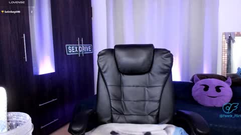 Snapshot of fenrir_flirt chatting on September 19, 12:31 pm Fenrir Flirt online show from September 19, 12:31 pm