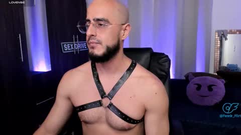Snapshot of fenrir_flirt chatting on September 16, 6:22 pm Fenrir Flirt online show from September 16, 6:22 pm