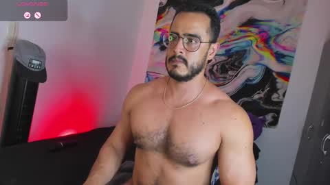Snapshot of fenrir_flirt chatting on February 8, 8:20 am Fenrir Flirt online show from February 8, 8:20 am