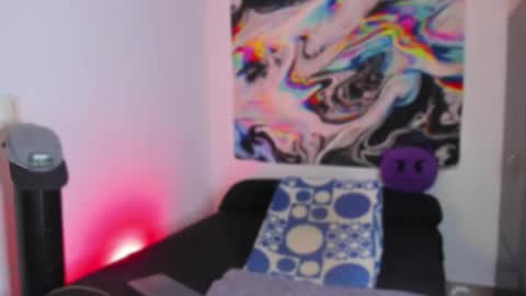 Snapshot of fenrir_flirt chatting on January 25, 12:27 am Fenrir Flirt online show from January 25, 12:27 am
