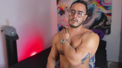 Snapshot of fenrir_flirt chatting on January 24, 3:43 am Fenrir Flirt online show from January 24, 3:43 am