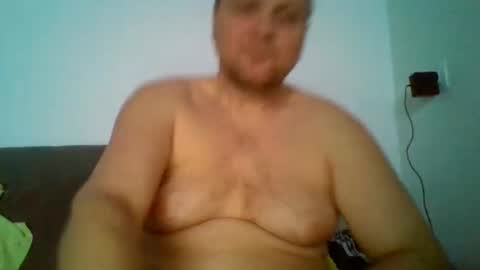 Snapshot of ferkooo111 chatting on December 24, 5:27 am Dorotheo online show from December 24, 5:27 am