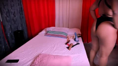 Snapshot of fernanda_l chatting on February 1, 4:54 pm fernanda online show from February 1, 4:54 pm