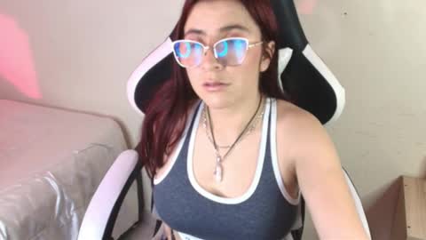 Snapshot of fernandadiaz05 chatting on September 19, 12:15 am Fernanda Diaz online show from September 19, 12:15 am