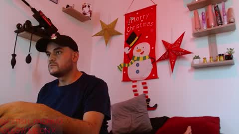-  JERONIMO CORTEZ  - online show from December 2, 8:28 pm