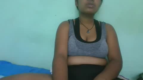 Snapshot of fifaalydia chatting on March 10, 9:34 am fifaalydia online show from March 10, 9:34 am