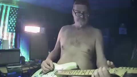 flamingfartguy online show from December 12, 12:05 am
