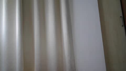 Snapshot of flirtsxxx chatting on February 22, 7:34 am flirtsxxx online show from February 22, 7:34 am