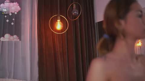 Snapshot of flirty_fawn chatting on February 24, 3:02 am Ana online show from February 24, 3:02 am