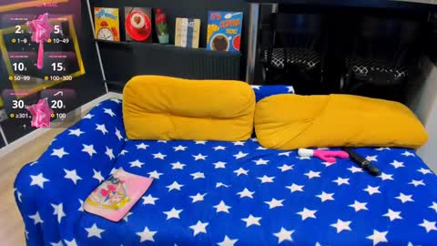 Mary online show from February 10, 3:57 am