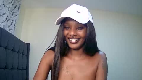 sheery online show from December 23, 10:10 am