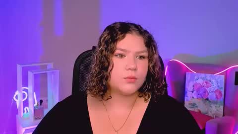 Snapshot of florenceanderson_ chatting on September 14, 9:00 am florenceanderson_ online show from September 14, 9:00 am