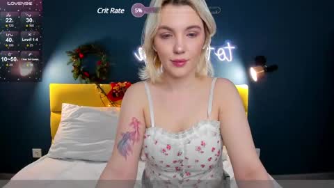 Snapshot of fluffy_monica chatting on January 15, 1:12 am Monica online show from January 15, 1:12 am