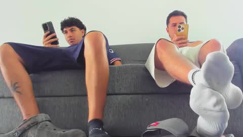 foot_master777 online show from March 4, 3:37 pm