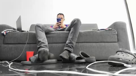 foot_master777 online show from September 14, 3:53 am