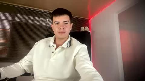 franccesco_699 online show from March 3, 10:20 pm