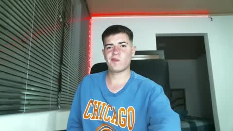 franccesco_699 online show from February 12, 11:41 pm