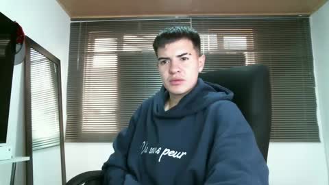 franccesco_699 online show from February 28, 4:20 pm