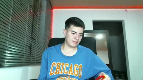 franccesco_699 online show from February 11, 12:17 am