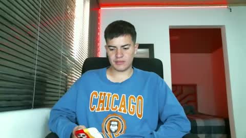 franccesco_699 online show from February 21, 4:16 pm