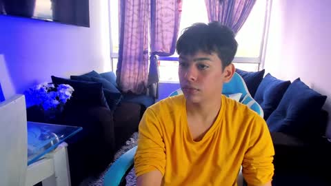 Snapshot of franco_rizzo01 chatting on January 2, 7:40 pm frank online show from January 2, 7:40 pm