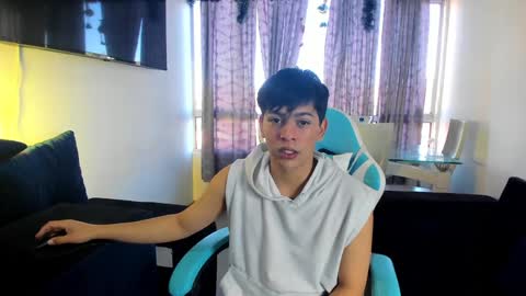 Snapshot of franco_rizzo01 chatting on January 22, 6:20 pm frank online show from January 22, 6:20 pm
