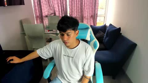 Snapshot of franco_rizzo01 chatting on February 17, 9:00 pm frank online show from February 17, 9:00 pm