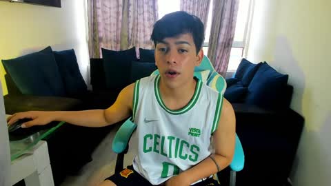Snapshot of franco_rizzo01 chatting on January 14, 8:04 pm frank online show from January 14, 8:04 pm