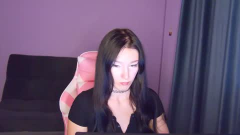 nora online show from September 10, 1:50 am