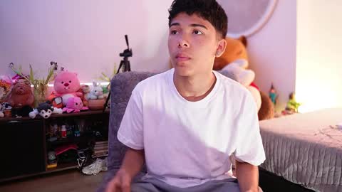 Juan  give it a thumbs up please its important online show from September 17, 11:57 am