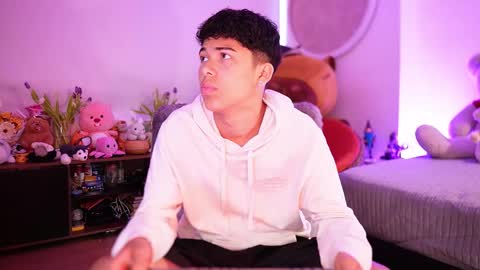 Juan  give it a thumbs up please its important online show from September 11, 11:55 am