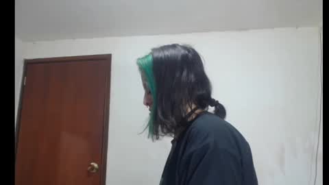freyaa_sorceress online show from January 27, 6:41 am