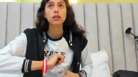 Snapshot of freyamoller chatting on February 12, 7:13 pm FREYA online show from February 12, 7:13 pm