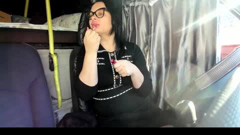 Snapshot of fuckable_one chatting on January 4, 10:38 am Angelique online show from January 4, 10:38 am