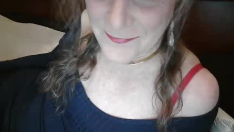 Snapshot of funtimetgirl chatting on February 8, 10:50 am Jessie Love online show from February 8, 10:50 am
