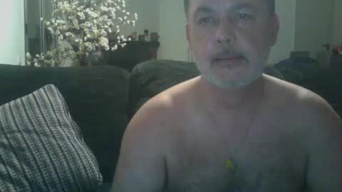 futbolin95 online show from January 1, 1:15 am