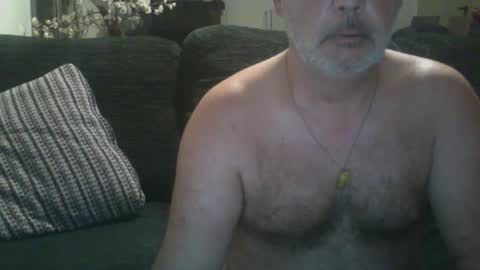 futbolin95 online show from January 1, 4:50 am