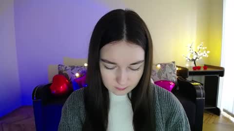 Snapshot of gabby_di chatting on February 22, 9:12 am Jaklin online show from February 22, 9:12 am
