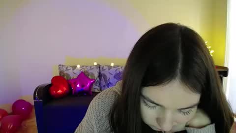 Snapshot of gabby_di chatting on February 10, 11:57 am Jaklin online show from February 10, 11:57 am