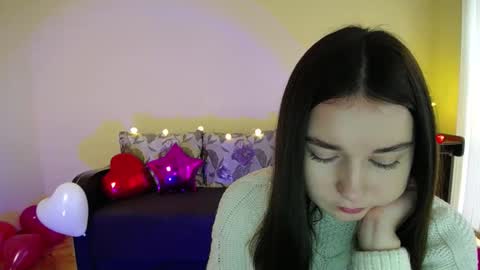 Snapshot of gabby_di chatting on February 11, 9:09 am Jaklin online show from February 11, 9:09 am