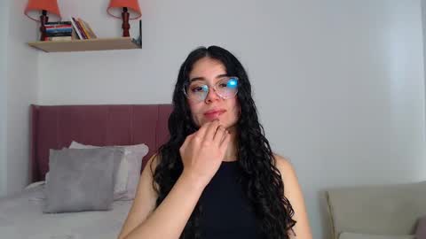 GabrielaRossa online show from March 8, 5:54 pm