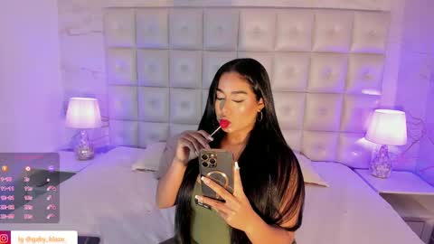 Snapshot of gaby_blaze chatting on January 23, 8:02 pm Gaby Blaze online show from January 23, 8:02 pm