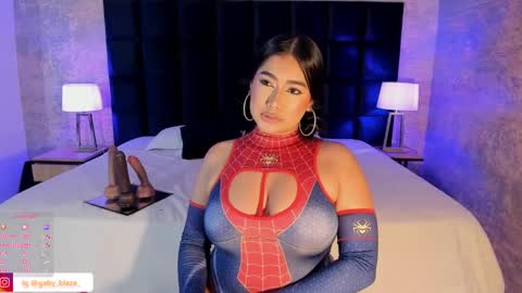 Snapshot of gaby_blaze chatting on March 1, 11:58 pm Gaby Blaze online show from March 1, 11:58 pm